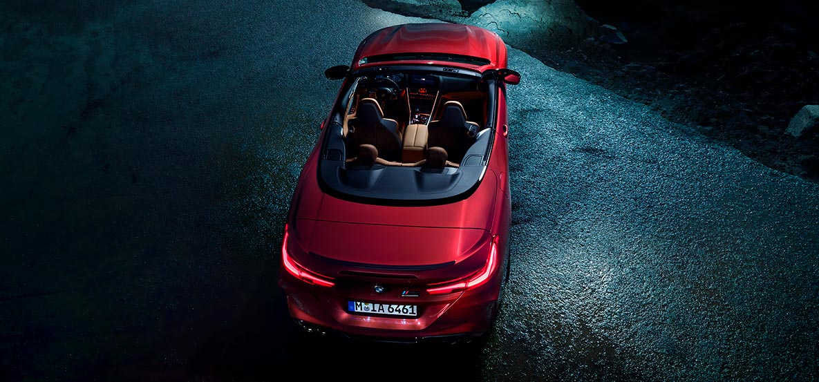 Deportivo descapotable BMW M8 Cabrio Deportivo descapotable BMW M8 Cabrio